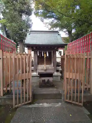 桐ヶ谷氷川神社の末社・摂社