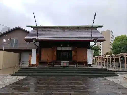鶴見神社の本殿・本堂