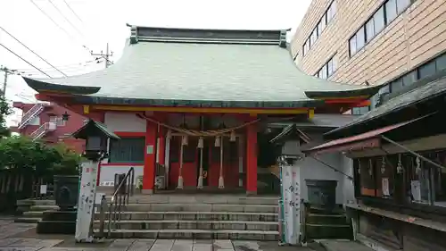 氷川鍬神社の本殿