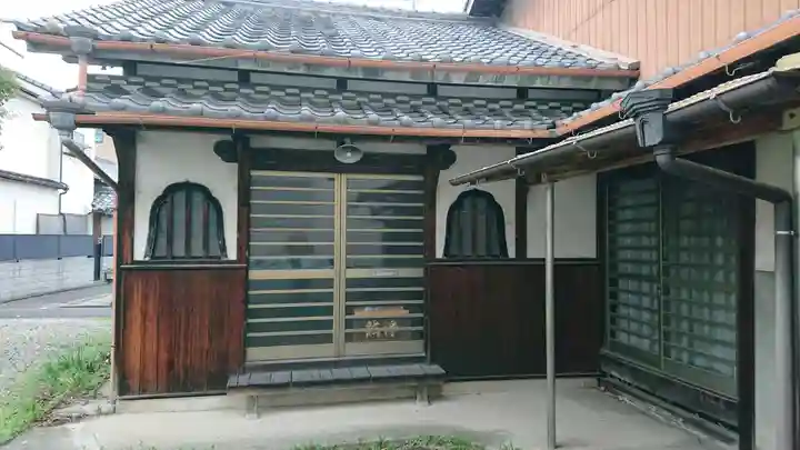 薬師寺の本殿・本堂