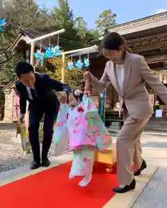 滑川神社 - 仕事と子どもの守り神の七五三参(2022年11月16日(水) 06時40分53秒投稿)