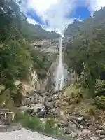 飛瀧神社(熊野那智大社別宮)の{uncategorized: "未分類", other: "その他", undefined: "問題あり", building: "その他建物", grave: "お墓", sacred_gate: "鳥居", guardian: "狛犬", statue: "像", buddha: "仏像", history: "歴史", nature: "自然", garden: "庭園", animal: "動物", pagoda: "塔", temizu: "手水舎", mountain_gate: "山門・神門", sanctuary: "本殿・本堂", subordinate: "末社・摂社", art: "芸術", scenery: "景色", jizo: "地蔵", ema: "絵馬", goshuin: "御朱印", omikuji: "おみくじ", items: "授与品その他", amulet: "お守り", goshuincho: "御朱印帳", eats: "食事", festival: "お祭り", votive_dance: "神楽", shichigosan: "七五三参", wedding: "結婚式", experience: "体験その他", initially: "初詣", around: "周辺", anti_infection: "感染症対策"}