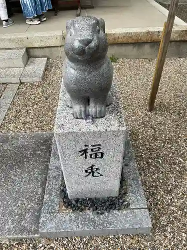 三輪神社の狛犬