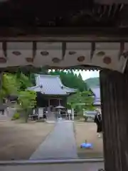 弥勒寺の建物その他