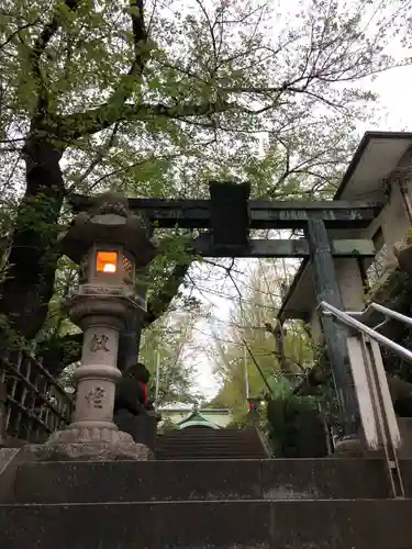 市谷亀岡八幡宮の鳥居