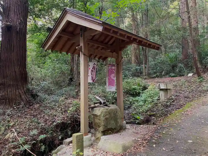 佐志能神社の手水舎