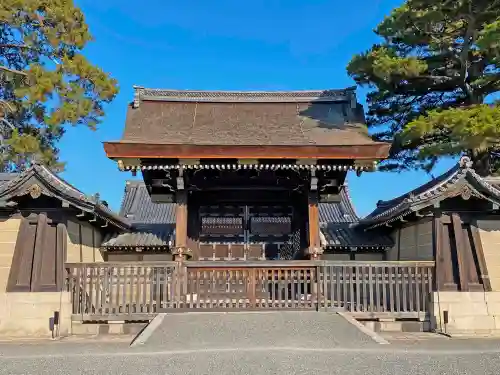 宗像神社の山門・神門