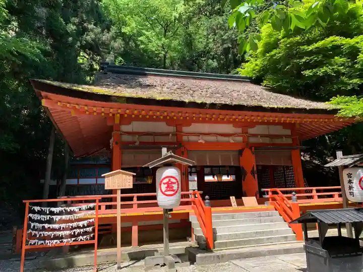 白峰神社の本殿・本堂