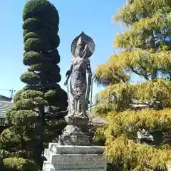 浄元寺の像