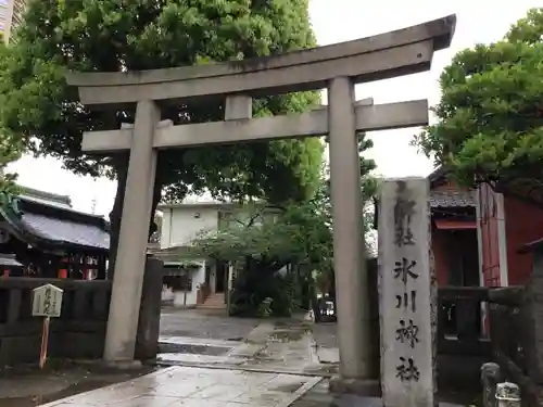 麻布氷川神社の鳥居