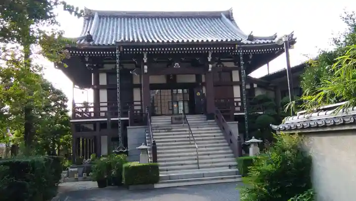 天然寺の本殿・本堂