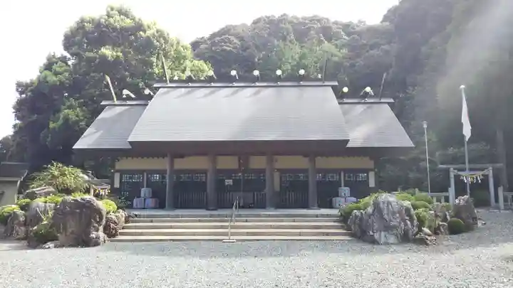 濱名惣社神明宮の本殿・本堂