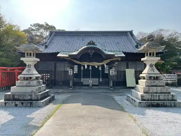 恒見八幡神社の本殿・本堂