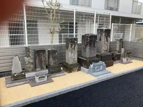 阿弥陀仏石像(神奈川県)