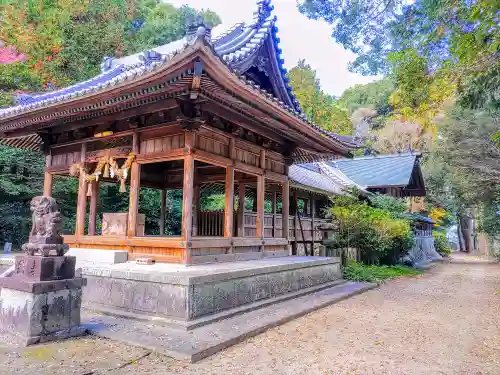 神明社（八反畑）の本殿・本堂