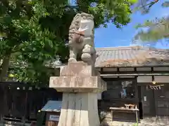 三輪神社の狛犬