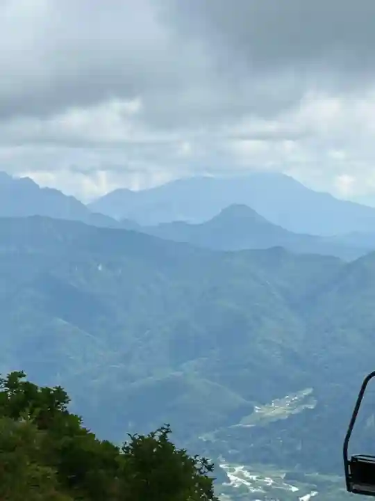 諏訪大社下社秋宮(長野県)