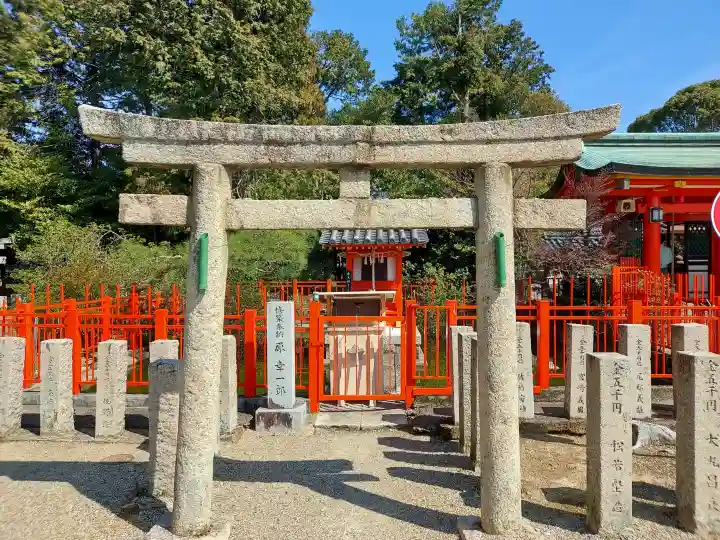 多治速比売神社の{uncategorized: "未分類", other: "その他", undefined: "問題あり", building: "その他建物", grave: "お墓", sacred_gate: "鳥居", guardian: "狛犬", statue: "像", buddha: "仏像", history: "歴史", nature: "自然", garden: "庭園", animal: "動物", pagoda: "塔", temizu: "手水舎", mountain_gate: "山門・神門", sanctuary: "本殿・本堂", subordinate: "末社・摂社", art: "芸術", scenery: "景色", jizo: "地蔵", ema: "絵馬", goshuin: "御朱印", omikuji: "おみくじ", items: "授与品その他", amulet: "お守り", goshuincho: "御朱印帳", eats: "食事", festival: "お祭り", votive_dance: "神楽", shichigosan: "七五三参", wedding: "結婚式", experience: "体験その他", initially: "初詣", around: "周辺", anti_infection: "感染症対策"}