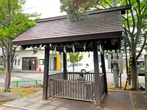 豊平神社の手水舎