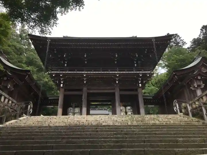 伊奈波神社の山門・神門