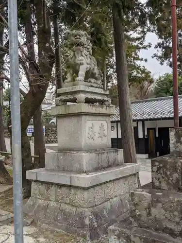 針綱神社の狛犬