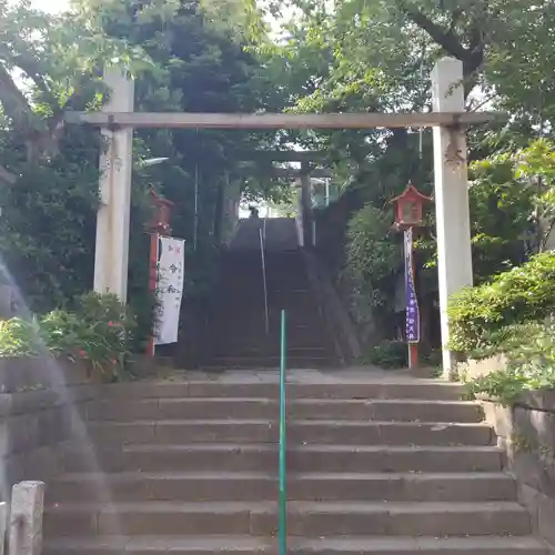 筑土八幡神社の鳥居