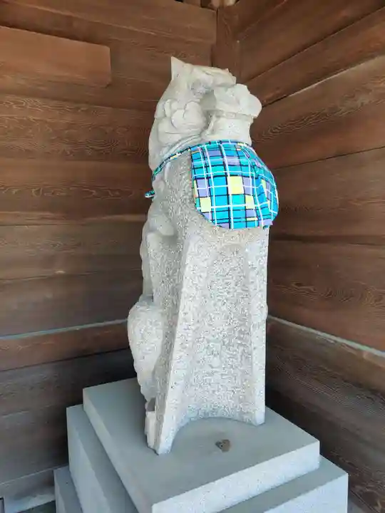 白鳥神社の狛犬