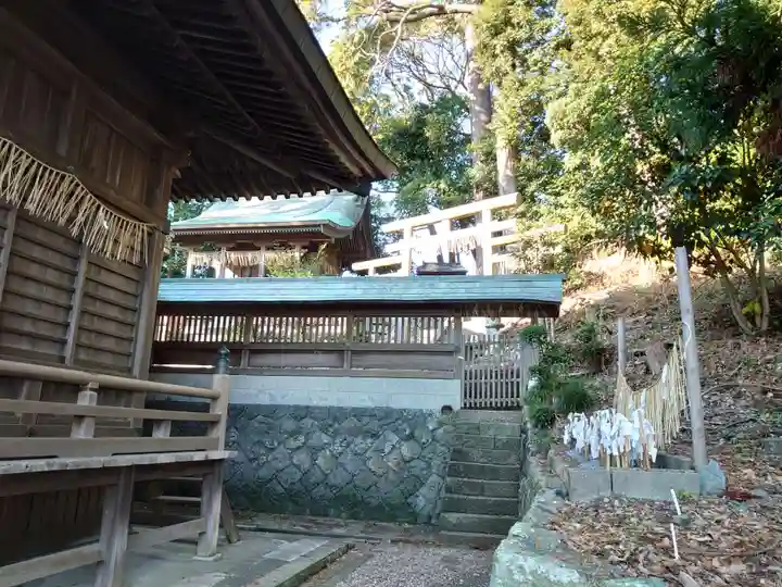 神神社(三輪神社)のその他建物