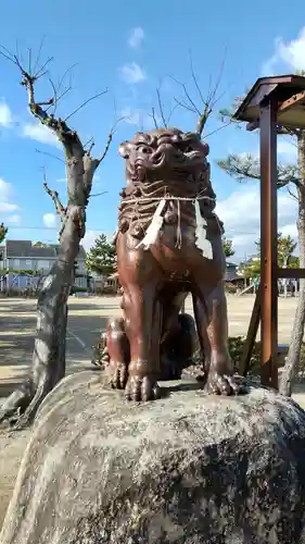 岡南神社の狛犬