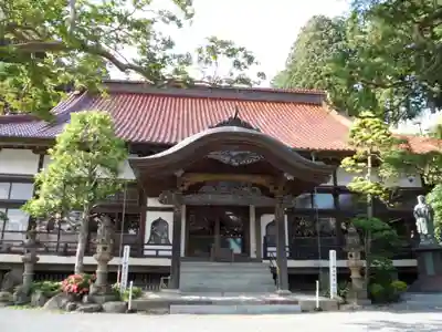 観音寺の本殿・本堂