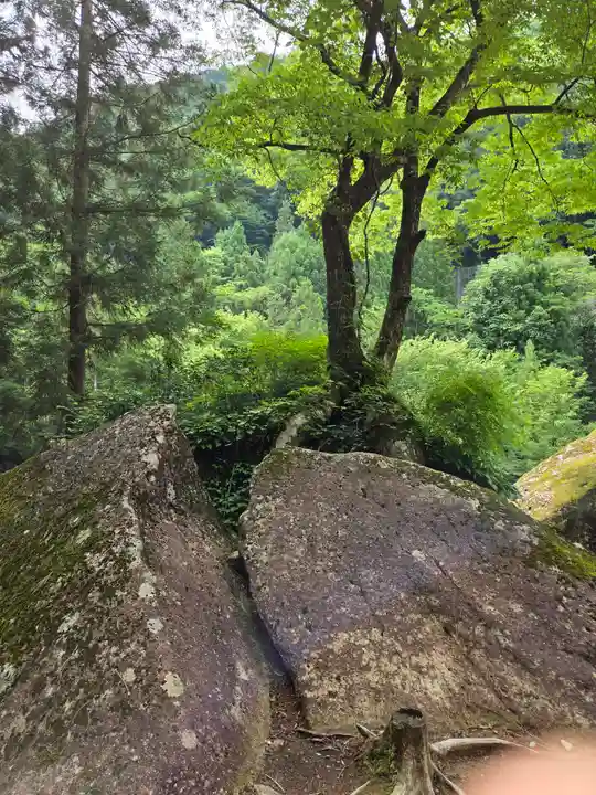 岩屋神社(妙見神社 祖師野八幡宮摂社)(岐阜県)