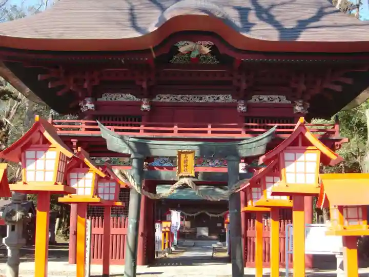 高椅神社の山門・神門