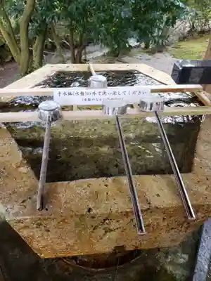 黒髪神社の手水舎