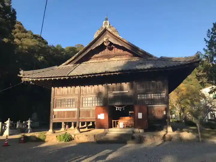 染羽天石勝神社の本殿・本堂