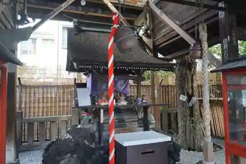 被官稲荷神社の本殿・本堂