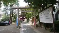 青山熊野神社の鳥居