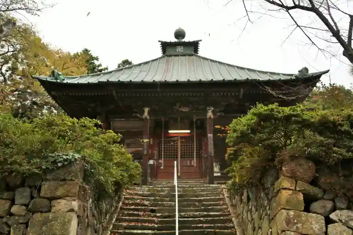 大悲山 観音寺の本殿・本堂