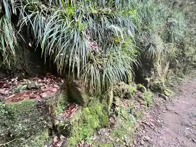 龍鎮神社の{uncategorized: "未分類", other: "その他", undefined: "問題あり", building: "その他建物", grave: "お墓", sacred_gate: "鳥居", guardian: "狛犬", statue: "像", buddha: "仏像", history: "歴史", nature: "自然", garden: "庭園", animal: "動物", pagoda: "塔", temizu: "手水舎", mountain_gate: "山門・神門", sanctuary: "本殿・本堂", subordinate: "末社・摂社", art: "芸術", scenery: "景色", jizo: "地蔵", ema: "絵馬", goshuin: "御朱印", omikuji: "おみくじ", items: "授与品その他", amulet: "お守り", goshuincho: "御朱印帳", eats: "食事", festival: "お祭り", votive_dance: "神楽", shichigosan: "七五三参", wedding: "結婚式", experience: "体験その他", initially: "初詣", around: "周辺", anti_infection: "感染症対策"}
