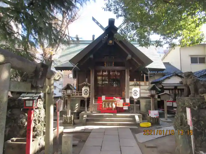 三島神社の本殿・本堂