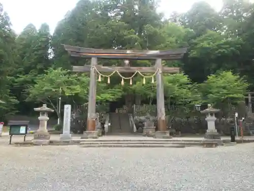 戸隠神社中社の鳥居