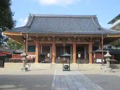 壬生寺の本殿・本堂