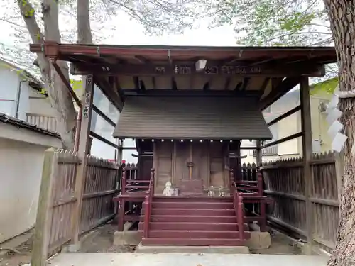 女塚神社の本殿・本堂