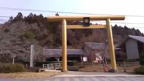 黄金山神社の鳥居