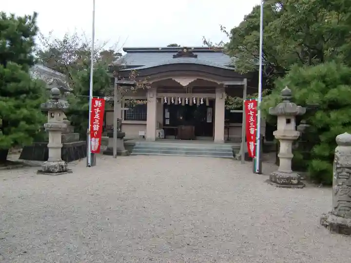 高山神社の本殿・本堂