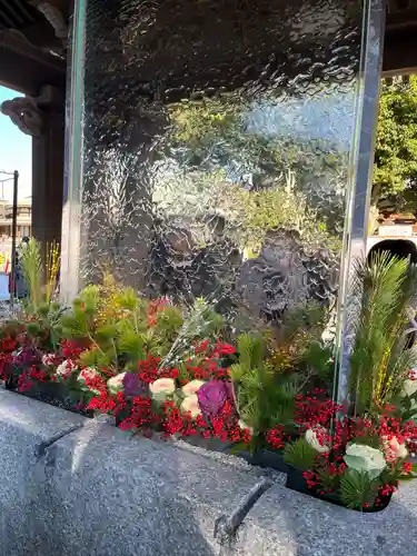 宮地嶽神社の手水舎