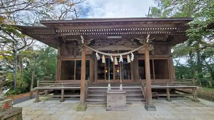 遠見岬神社の本殿・本堂