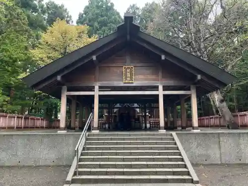 開拓神社の{uncategorized: "未分類", other: "その他", undefined: "問題あり", building: "その他建物", grave: "お墓", sacred_gate: "鳥居", guardian: "狛犬", statue: "像", buddha: "仏像", history: "歴史", nature: "自然", garden: "庭園", animal: "動物", pagoda: "塔", temizu: "手水舎", mountain_gate: "山門・神門", sanctuary: "本殿・本堂", subordinate: "末社・摂社", art: "芸術", scenery: "景色", jizo: "地蔵", ema: "絵馬", goshuin: "御朱印", omikuji: "おみくじ", items: "授与品その他", amulet: "お守り", goshuincho: "御朱印帳", eats: "食事", festival: "お祭り", votive_dance: "神楽", shichigosan: "七五三参", wedding: "結婚式", experience: "体験その他", initially: "初詣", around: "周辺", anti_infection: "感染症対策"}