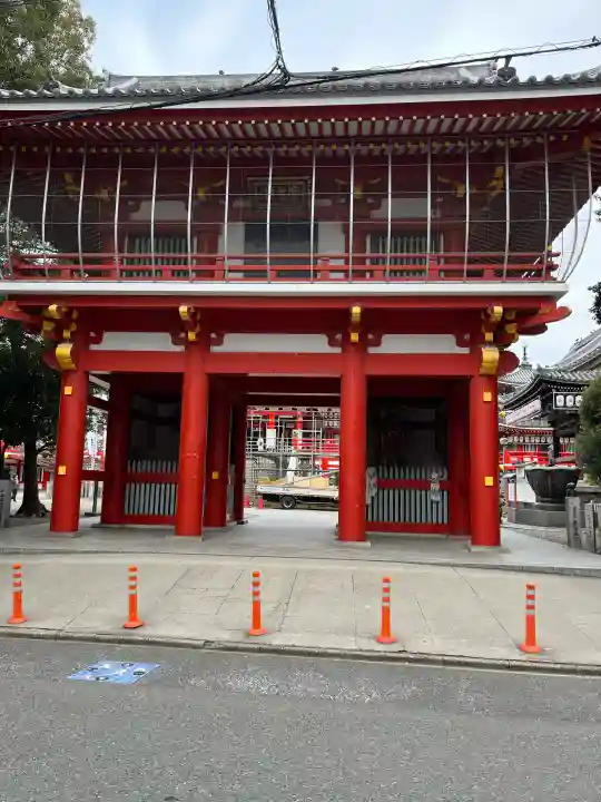 大須観音 (北野山真福寺宝生院)の{uncategorized: "未分類", other: "その他", undefined: "問題あり", building: "その他建物", grave: "お墓", sacred_gate: "鳥居", guardian: "狛犬", statue: "像", buddha: "仏像", history: "歴史", nature: "自然", garden: "庭園", animal: "動物", pagoda: "塔", temizu: "手水舎", mountain_gate: "山門・神門", sanctuary: "本殿・本堂", subordinate: "末社・摂社", art: "芸術", scenery: "景色", jizo: "地蔵", ema: "絵馬", goshuin: "御朱印", omikuji: "おみくじ", items: "授与品その他", amulet: "お守り", goshuincho: "御朱印帳", eats: "食事", festival: "お祭り", votive_dance: "神楽", shichigosan: "七五三参", wedding: "結婚式", experience: "体験その他", initially: "初詣", around: "周辺", anti_infection: "感染症対策"}