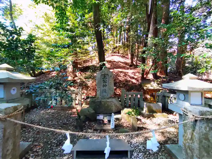 椿大神社のお墓