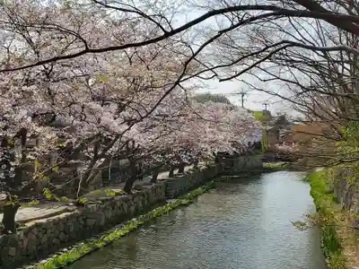日牟禮八幡宮の周辺